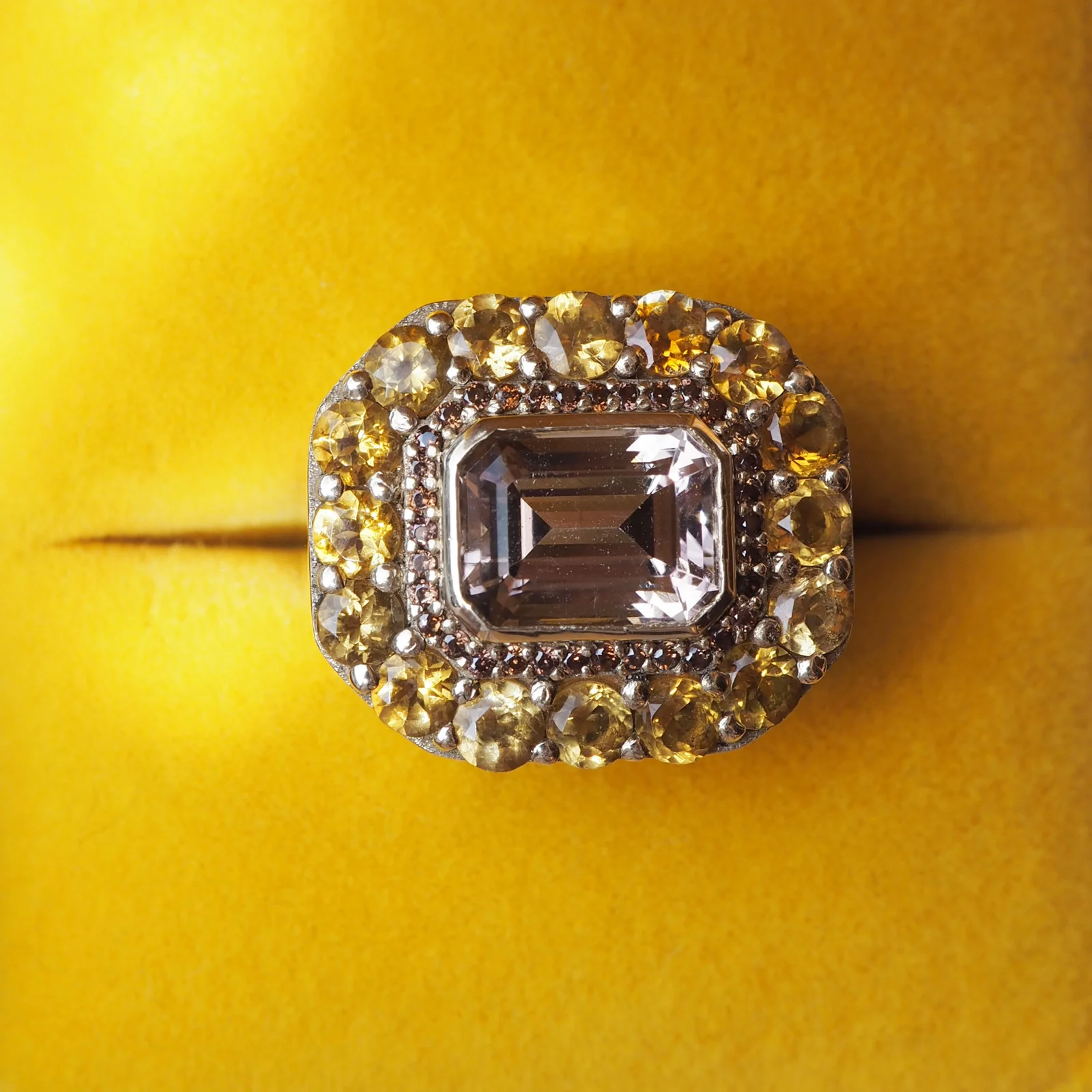 10 years of REO Anniversay Ring - Image 2