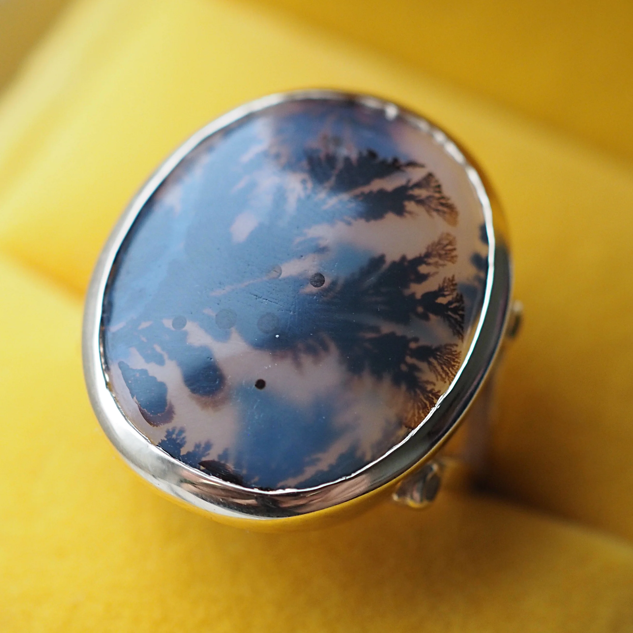 Walpole Bay Ring 5 Seaweed Agate - Image 5
