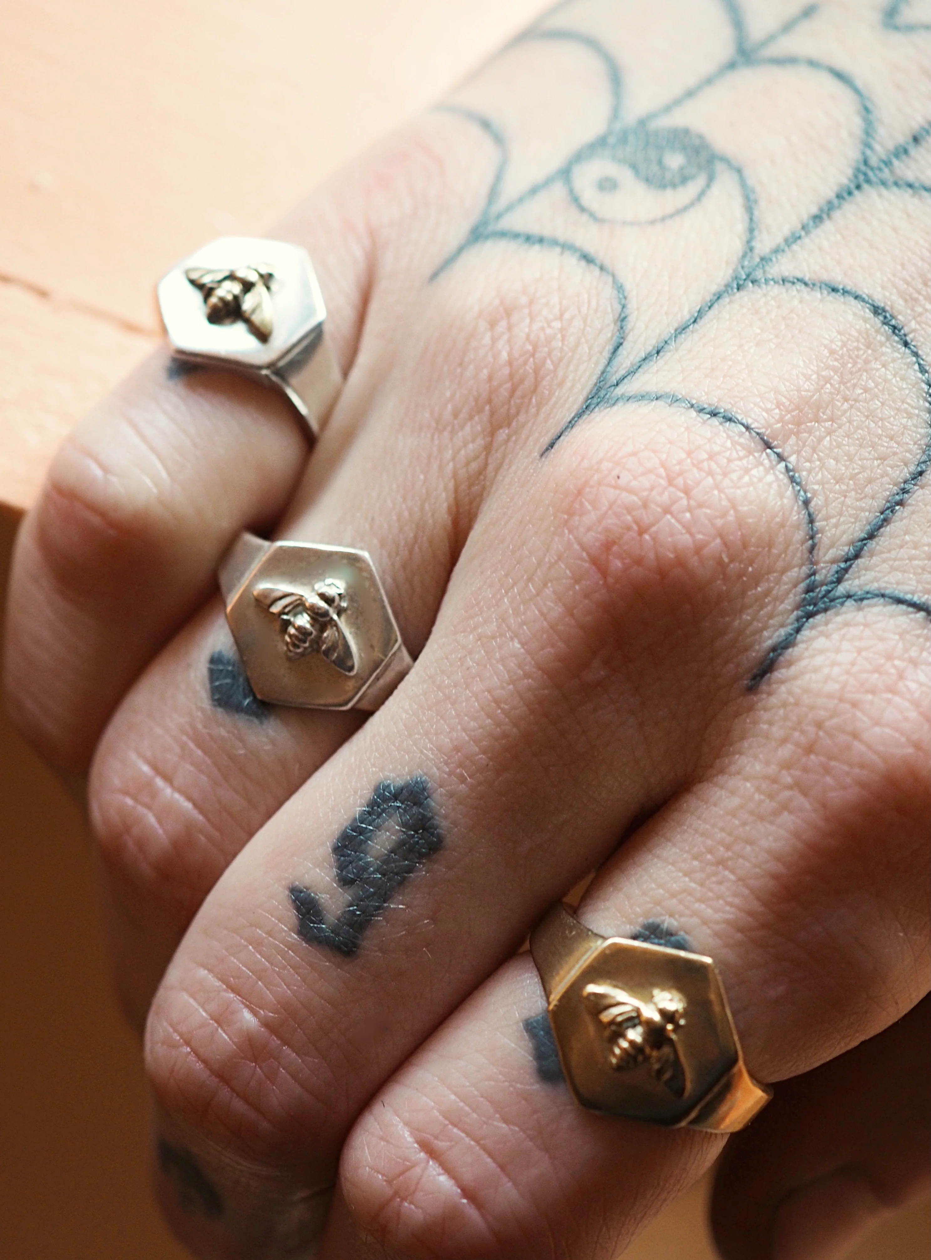 Hexagon Raised Bee Signet - Image 4