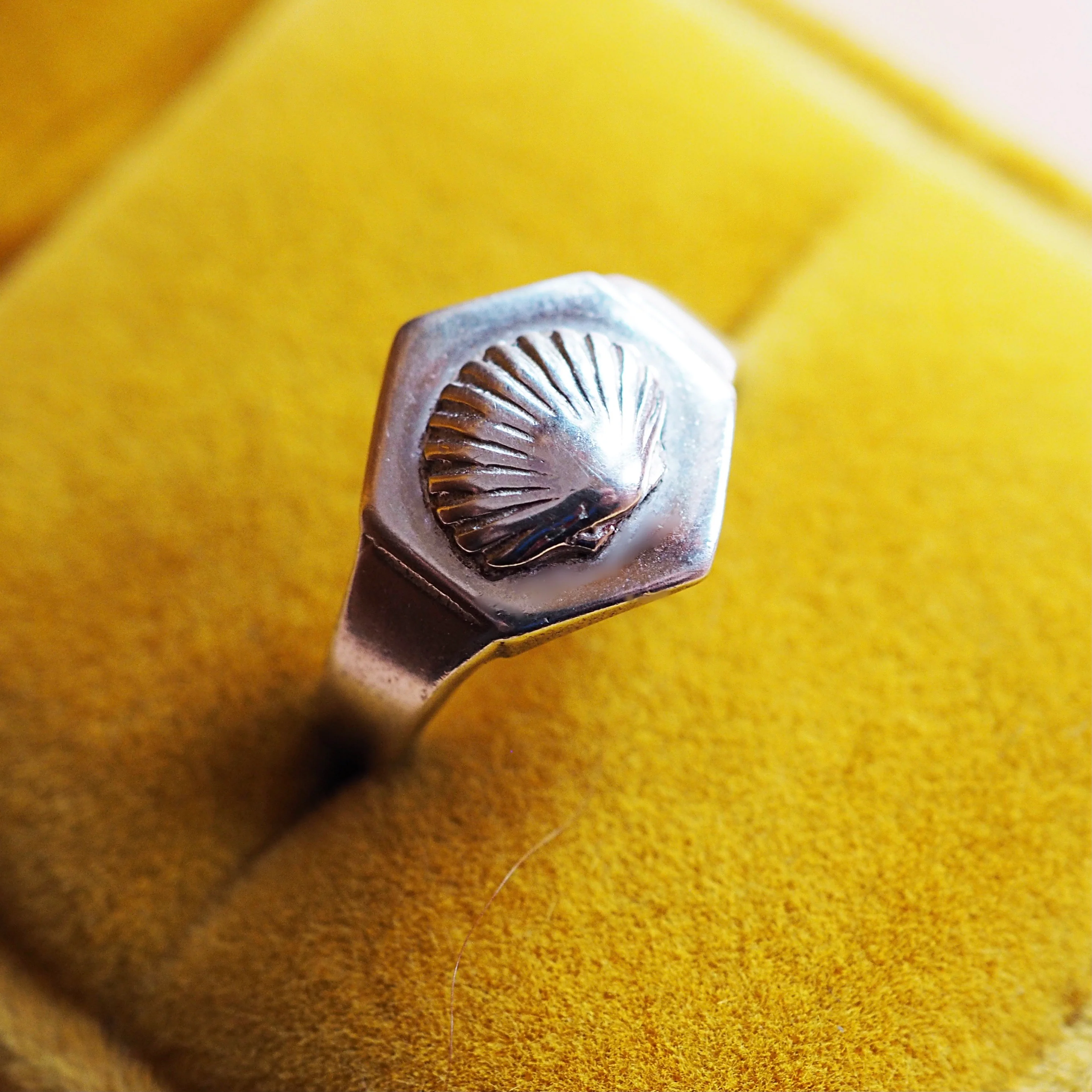 Hexagon Raised Shell Signet - Image 2