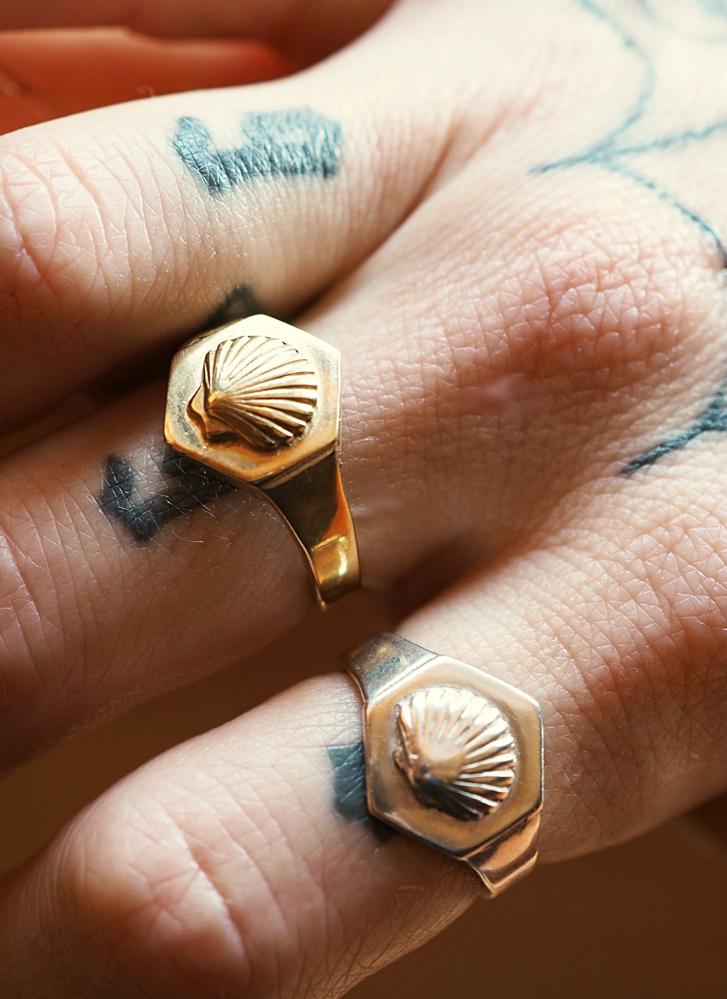 Hexagon Raised Shell Signet - Image 3