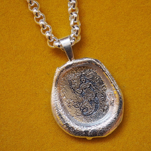 Mermaid Seal Necklace - Image 5