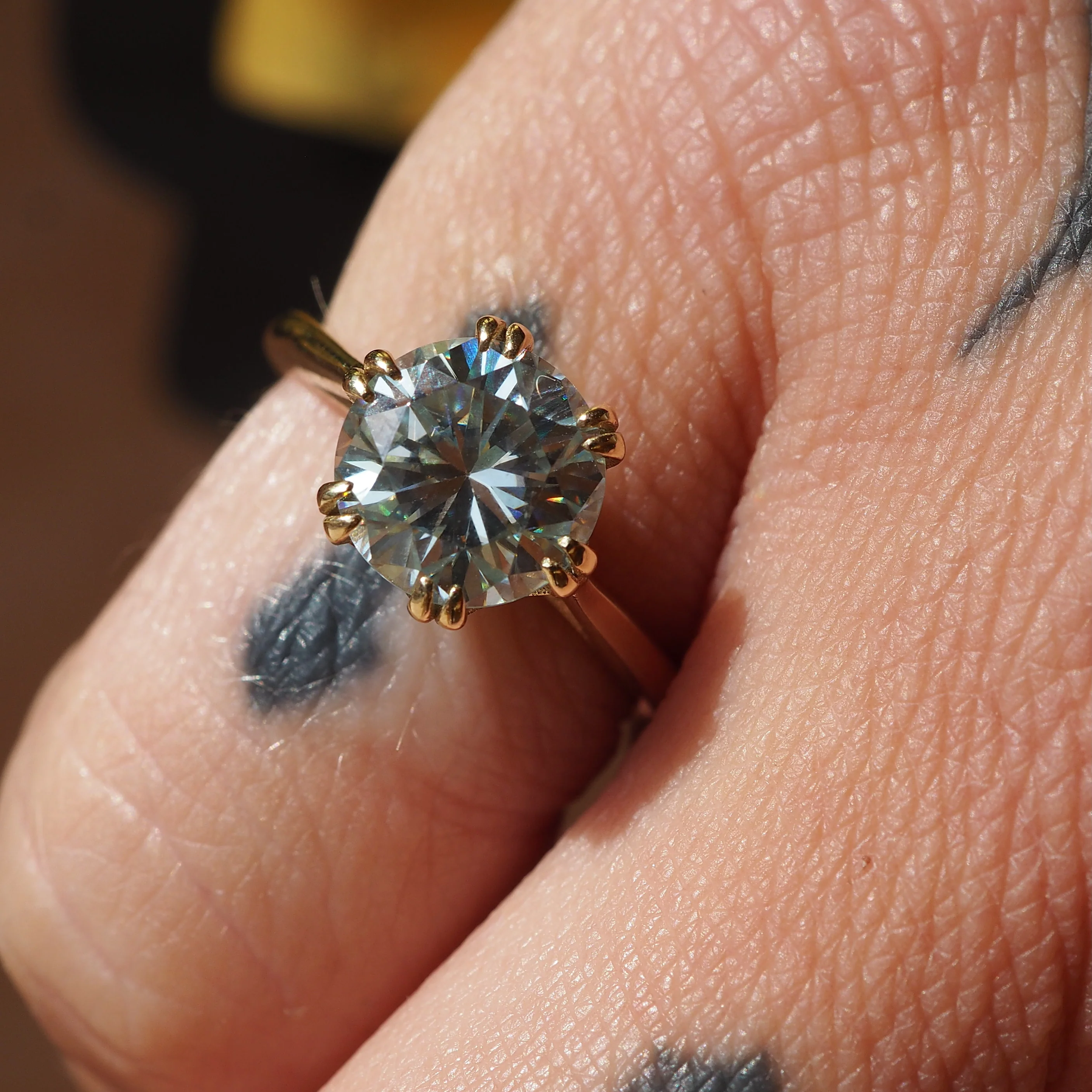 1ct Pale Blue Moissanite Ring - Image 3