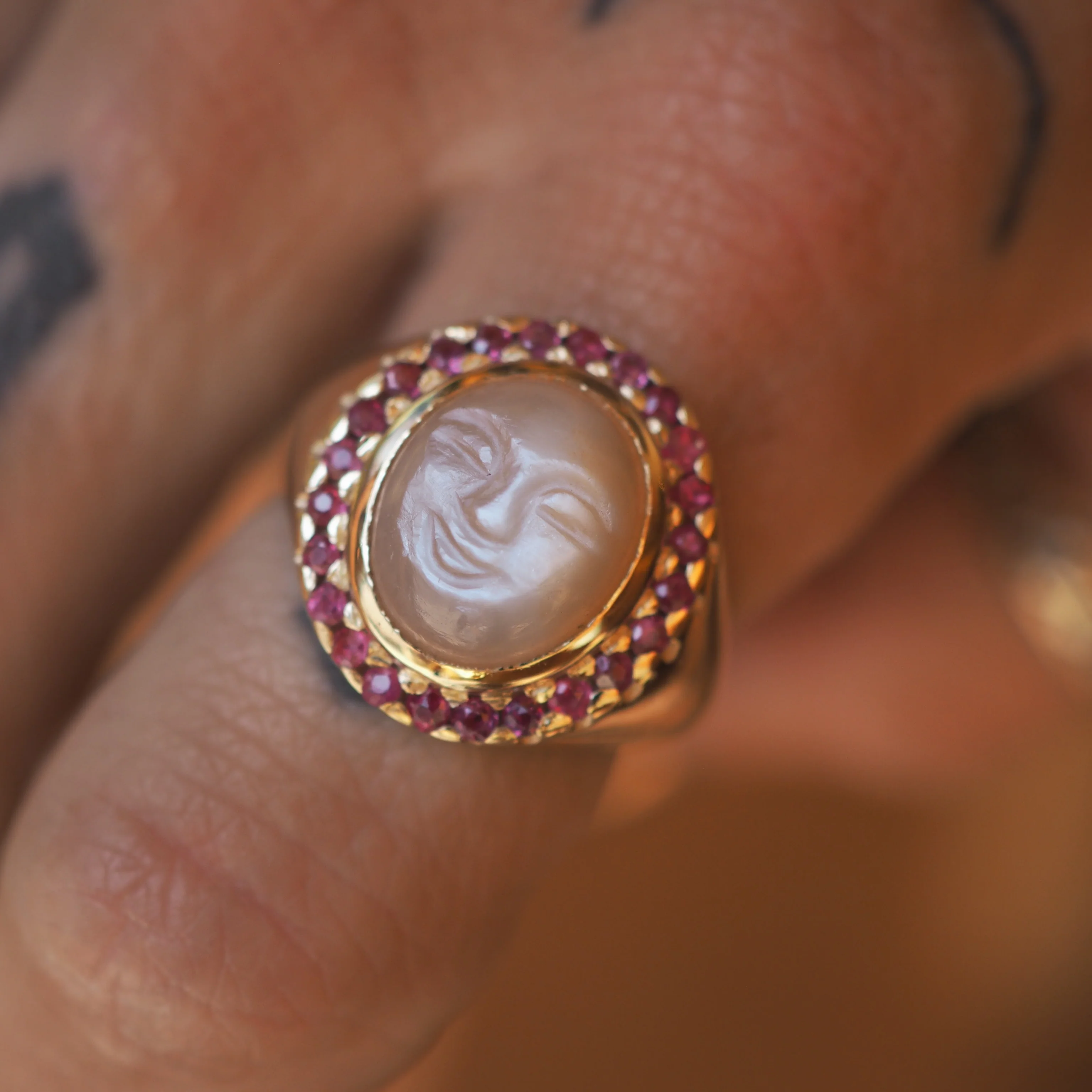Peach Moonstone & Ruby Ring - Image 3