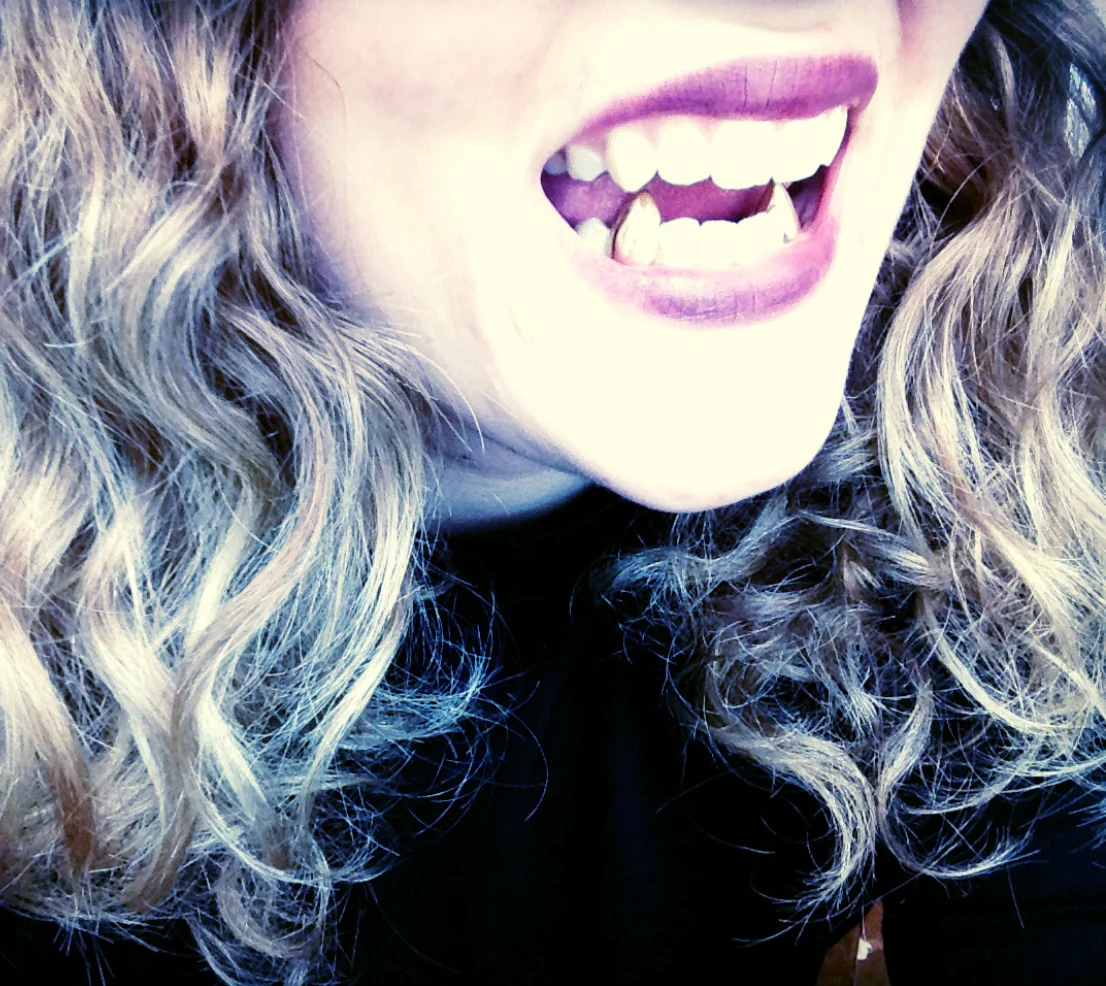 Halloween Vampire Fangs - Image 4