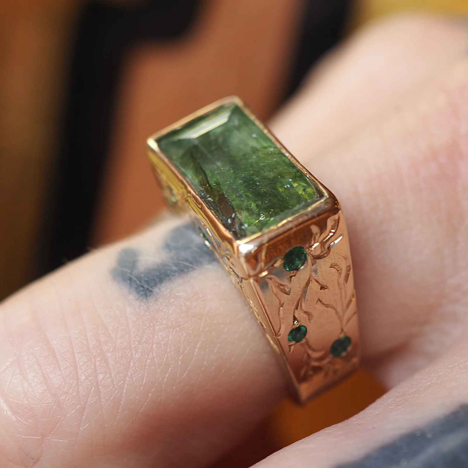 Walpole Tidal Pool Seaweed Emerald Ring - Image 5