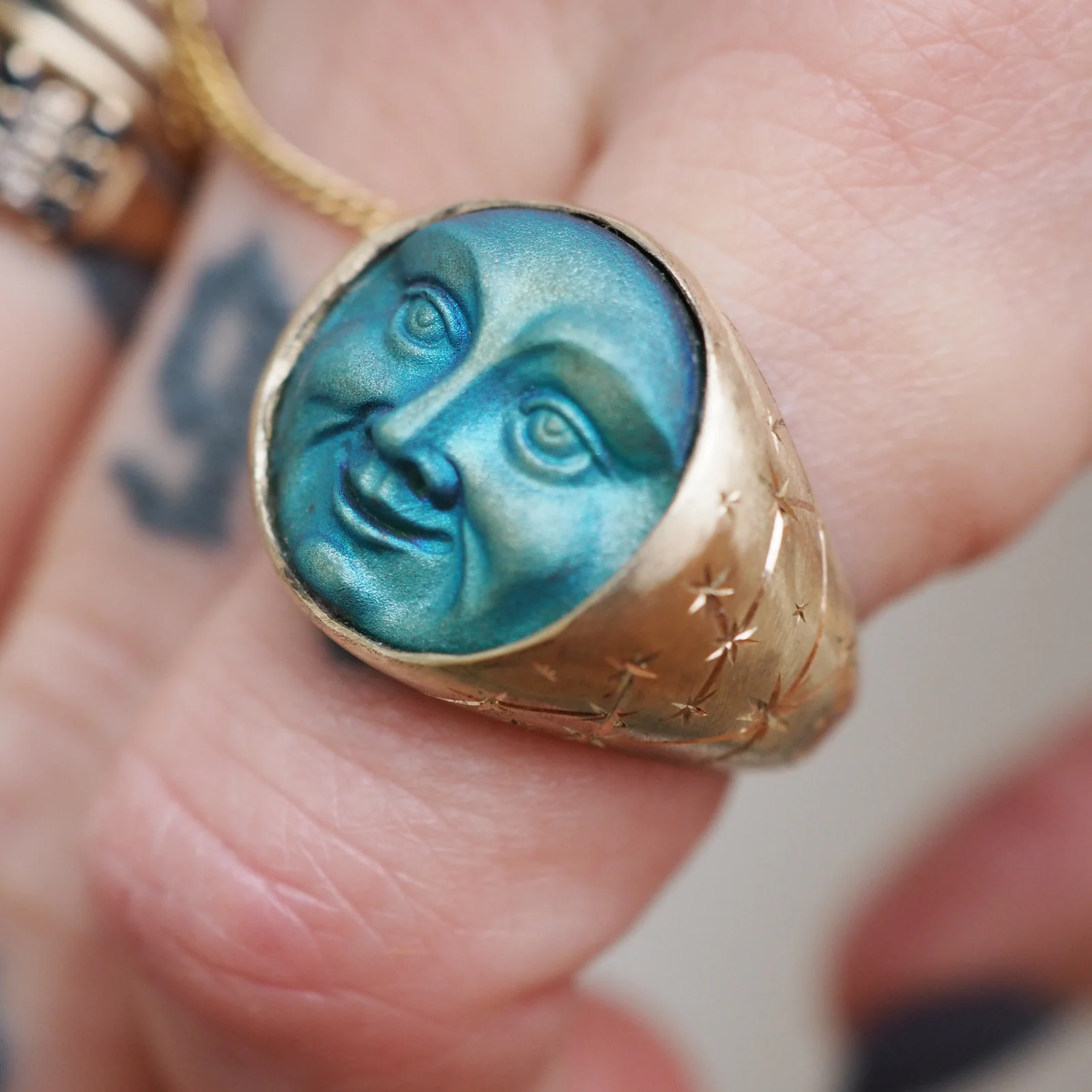 Victorian Man in the Moon Ring - Image 3